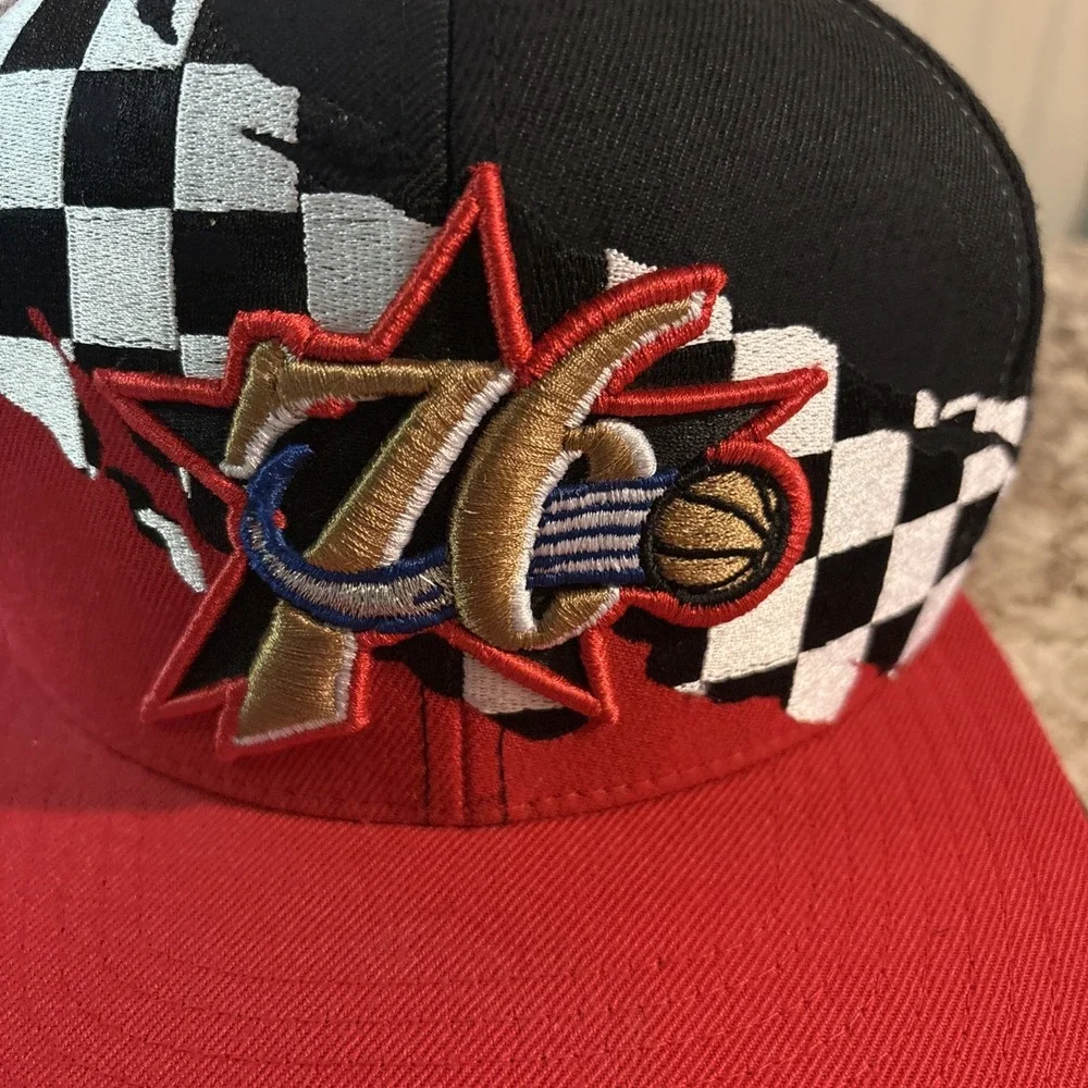 Mitchell & Ness Philadelphia 76ers Checkered Snapback Hat‎ 2018 VGUC